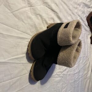 SHEIN Black and Tan Heeled Boots